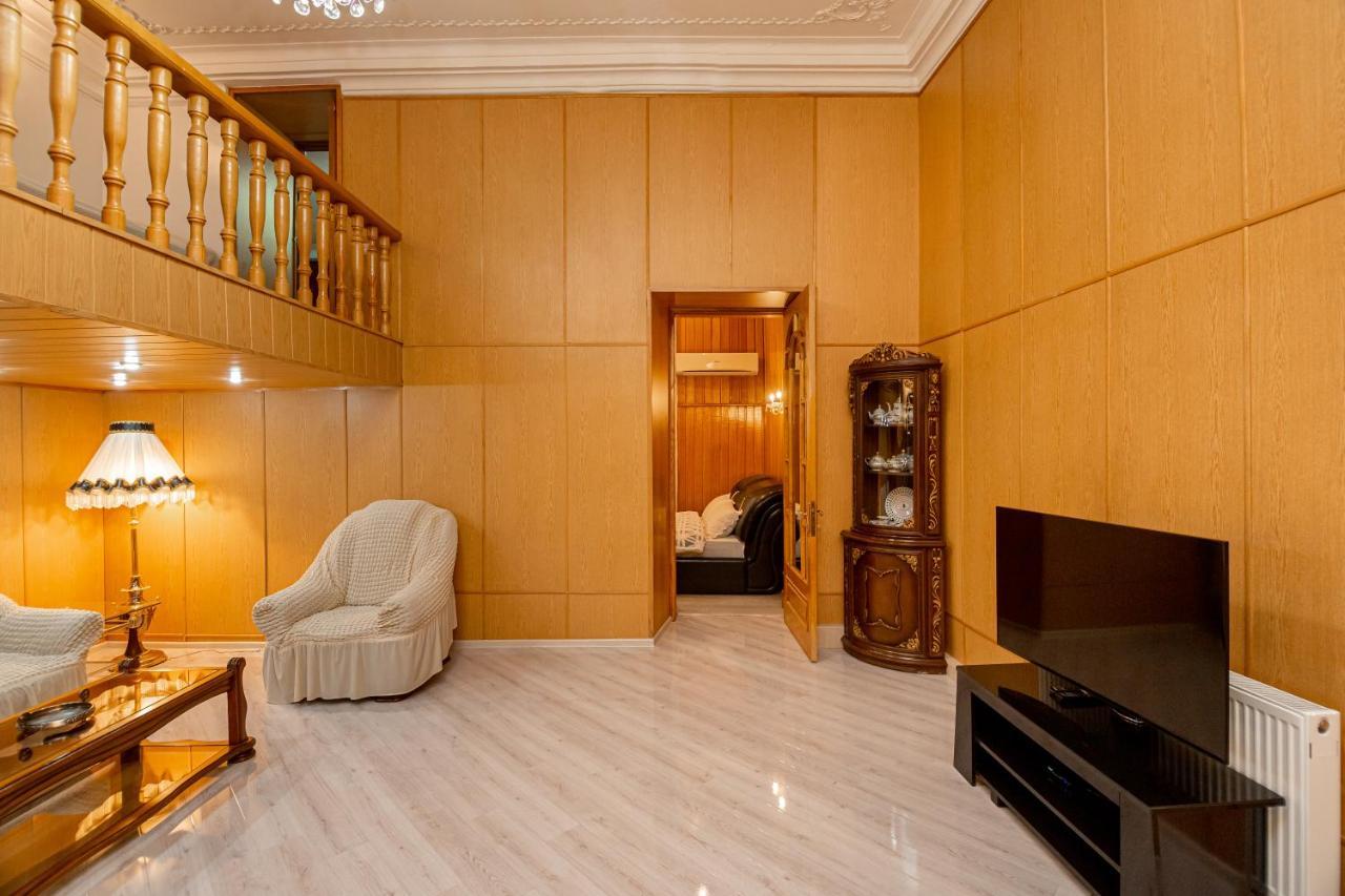 Rustaveli Downtown Aparthotel تبليسي المظهر الخارجي الصورة