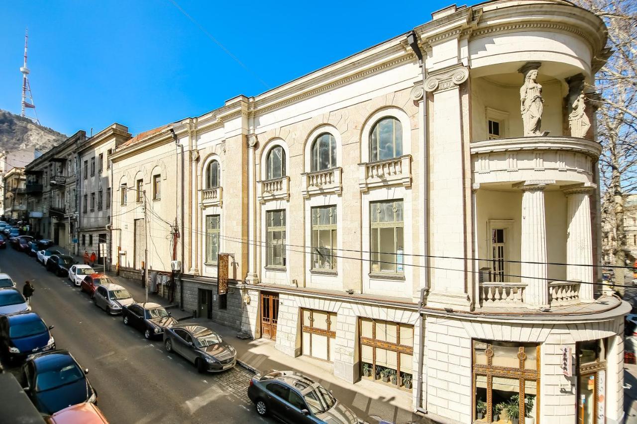 Rustaveli Downtown Aparthotel تبليسي المظهر الخارجي الصورة
